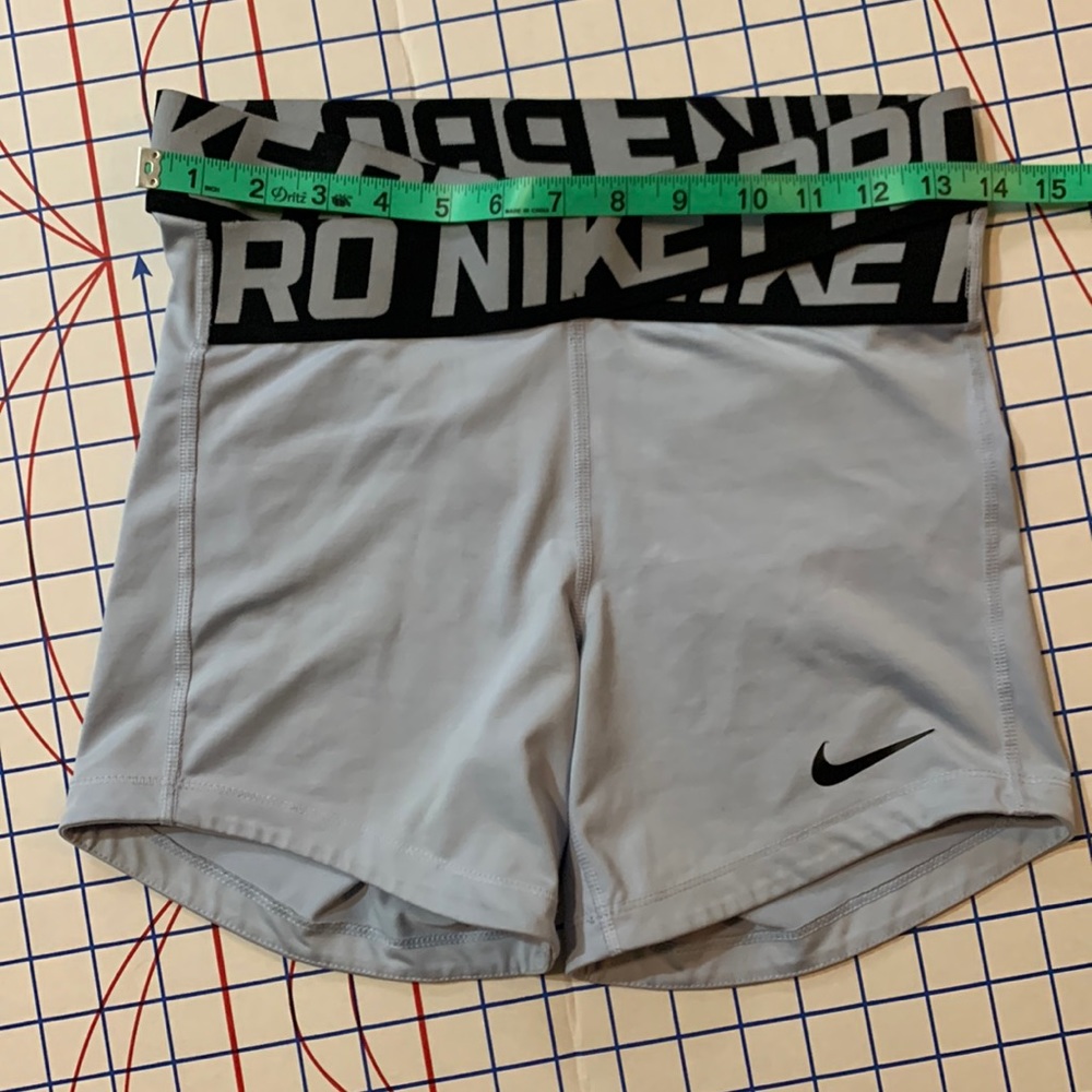 Nike pro women’s athletic shorts
